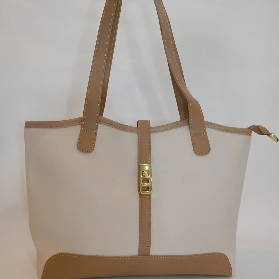 Sac porté épaule importation